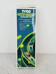 Vintage 1977 TYCO Nite Glow in the Dark Accessory Kit for Tyco Electric Racing - Picture 1 of 7