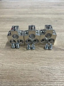 Square D AL900MA Circuit Breaker Lug,3/0 TO, 500 Kcmil CU9AL 3 Pc With Hardware - Picture 1 of 3