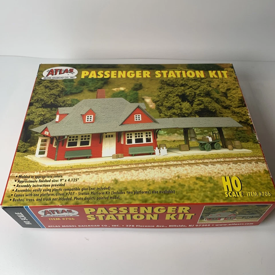 Atlas 0706 HO Scale Passenger Station Kit Item #706 new in box - Image 1 of 1