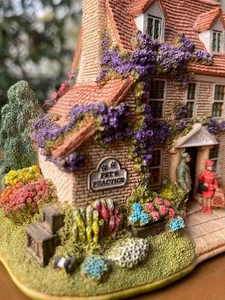 Liliput Lane Pet’s Practice L2553 2002 Hundetraining Hütte mit Box & Urkunden - Bild 1 von 12