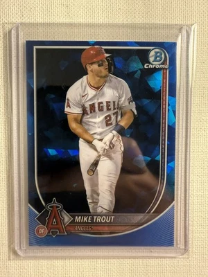 MIKE TROUT 2025 BOWMAN CROMO ZAFIRO VETERANOS REFRACTOR ÁNGELES   Foto 1 de 2
