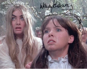 Film Autograph: WENDY PADBURY (Blood On Satan's Claw) Signed Photo - Foto 1 di 1
