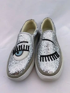 Neu mit Etikett Steve Madden Damenschuhe silberfarben Tropfen Glitzeraugen Slipper Turnschuhe silberfarben - Bild 1 von 6