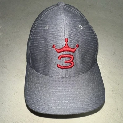 Sombrero Travis Mathew Rojo 3 Reyes Suelo Corona Ajuste Flexible L/XL Gorra Gris Sombrero de Golf Foto 1 de 4