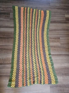 Handgefertigte Häkeldecke Überwurf afghanische Oma gemischte Farben 64" x 36" - Bild 1 von 6
