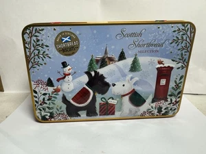 Christmas Scottie Dog Biscuit Tin Festive Shortbread Box Upcycle Storage (Empty) - Foto 1 di 3