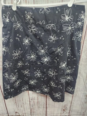 Rafaella Womens Floral Skirt Size12 Black/White Casual Knee Length Comfort - Imagem 1 de 4
