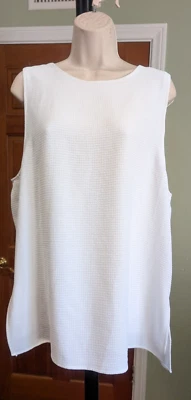 Женский топ Violet & Claire большой белый безрукавка текстурированный многослойный без рукавов с разрезом на спине - Изображение 1 из 4