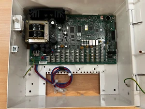 Telenot 400 Comeslave im S8 Gehäuse gebraucht 10.34 - Bild 1 von 2