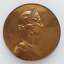1935 BELGIUM MEDAL TO HONOR THE MEMORY OF QUEEN ASTRID, BY C. VAN DIONANT, β468