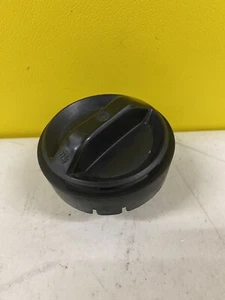 Toyota Yaris/Yaris Verso 1998-2019 tapa combustible gasolina (envío rápido) envío gratuito - Imagen 1 de 9