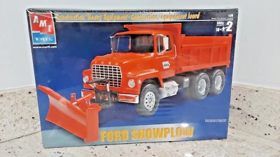 NEW SEALED AMT #31820 Ford Snow Plow Dump Truck 1:25 Scale - Image 1 of 2