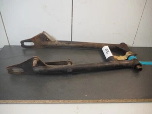 SUZUKI T500 TITAN T 500 - 7550 - SWINGARM ACHTERBRUG - Bild 1 von 6