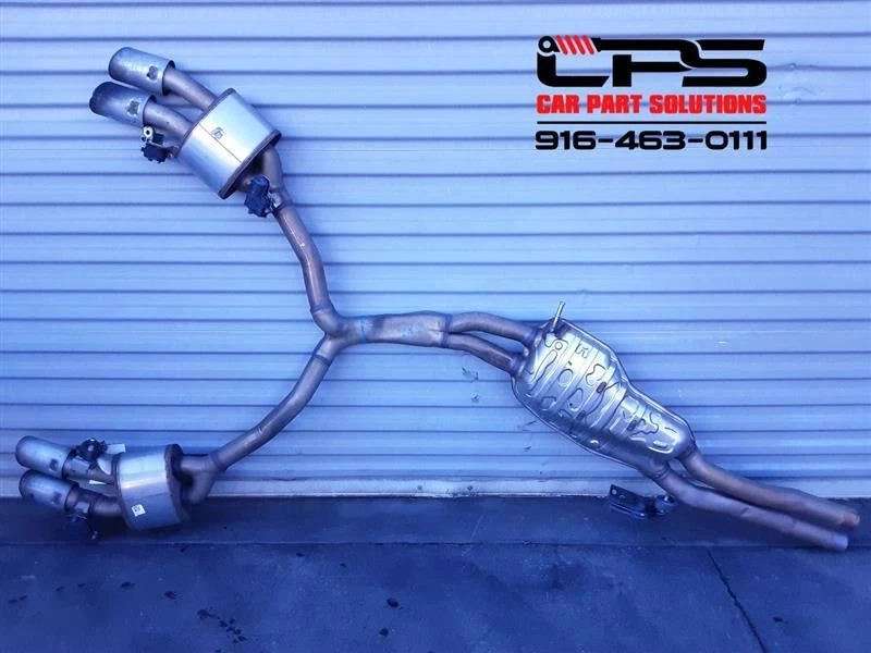 Silenciador doble AUDI S4 S5 18-23  Foto 1 de 4