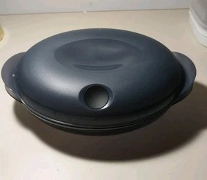 Tupperware Heat N Serve Microwave Reheat-Store Bowl & Lid 4 3/4 Cup V3 - Picture 1 of 6