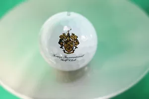 Trump International Golf Club TaylorMade ball Tour Response - Picture 1 of 3