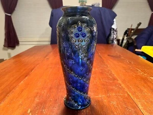 Lovely Royal Doulton Lambeth Floral Decorated Stoneware Vase #5826 - Picture 1 of 4