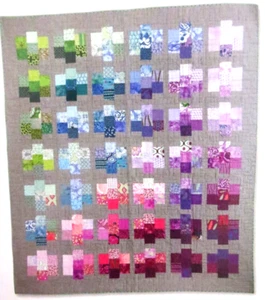 Pretty Gemstones - Pieced Quilt Pattern - Magazine Quilt Pattern - McCalls - Picture 1 of 2