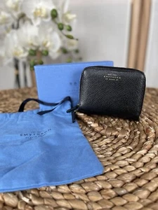 Portafoglio Smythson of Bond Street in pelle nera con doppia zip intorno - Foto 1 di 20