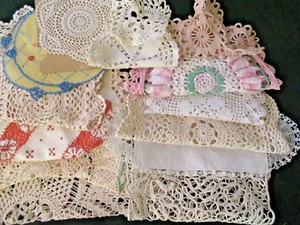 Lot 20 MOSTLY-HANDMADE pieces tableware 18 doilies 2 runners Embroidery Crochet - Picture 1 of 14