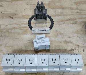 Pheonix Contact SD-US/SC/LA/GY Rail Mount Plug =Used= LOT OF 8 - Picture 1 of 4