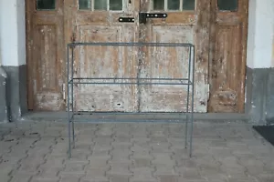 Metallstruktur - Bild 1 von 3