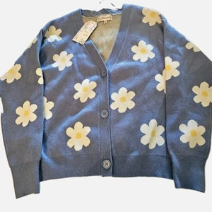 NWT Willow & Wind Blue With Daisy Cardigan  Sweater Sz Large Cottage Romantic - Picture 1 of 12