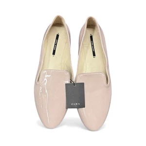 Zara Damen Blush Rosa Lackleder Flache Halbschuhe Gold Absatz Gr. 41 Neu mit Etikett - Bild 1 von 3