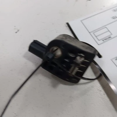 Sensor de acento Hyundai 2017 2016 2015 2014 2013 2012 Foto 1 de 4