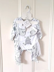 unisex baby set five piece by Bebe Bonita animal theme 100% cotton size new born - Picture 1 of 5