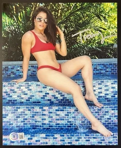 TRACY CORTEZ SIGNIERTES 8 X 10 FOTO. UFC. SEXY. MMA. DWCS. BECKETT BAS COA. A22 - Bild 1 von 1