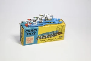 Aratro solco Corgi 61 con parti placcate in scatola originale - ottimo vintage - Foto 1 di 6
