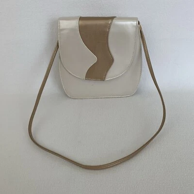 Bolso de Hombro Retro Cartera sin asas Pequeño Bloque de Color Blanco Dorado Onda Charol Foto 1 de 4