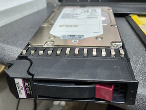 HP AJ736A 480938-001 481272-001 300GB 15K RPM DP SAS 3.5" Hard Disk Drive - Picture 1 of 6