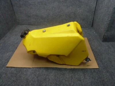 1998 96-00 RM250 RM 250 OEM Gas Tank Fuel Cell Petrol Canister Valve Mount - Imagem 1 de 4