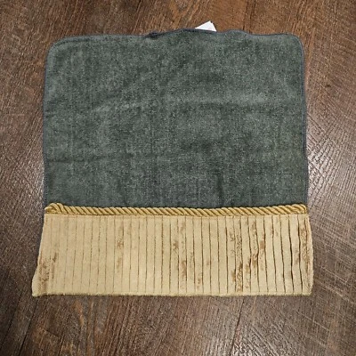 Juego de 3 toallas decorativas para dedos Avanti verde con adornos dorados Foto 1 de 4