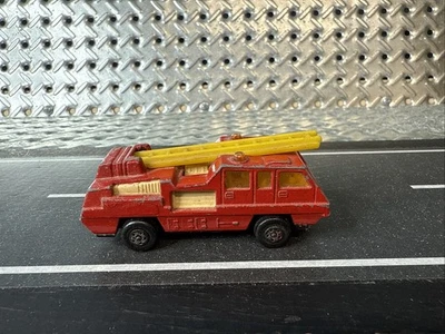 vtg 1975 MATCHBOX SUPERFAST #22 BLAZE BUSTER RED FIRE LADDER ENGINE ENGLAND - Image 1 of 4