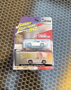 Johnny Lightning 50 Yrs Pro Collector Storage Tin 63 Chevy Corvette R2 VB White - Picture 1 of 6