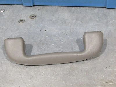 Chevrolet Impala 2000-2005 OEM lado del conductor trasero mango de agarre 01 02 03 04 Foto 1 de 3