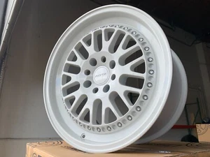 Rota Flush 15" 15x8 ET20 4x100 67.1 White Fit Honda Civic Del Sol MX3 MX5 Miata - Picture 1 of 2