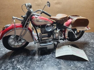 DIECAST 1942 HARLEY DAVIDSON INDIAN 442 MOTORCYCLE 1:10 SCALE by FRANKLIN MINT - Picture 1 of 10