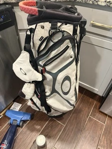 Oakley Golf Cart Bag 9.5 x 47inch 18.0 2025 Model 5-way Ellipse Logo PU White - Picture 1 of 5