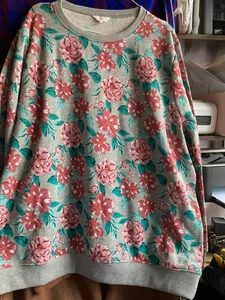 Cotton Traders Grey, Wine and Teal Rose Print Sweatshirt Size 24 New no Tags - Picture 1 of 6