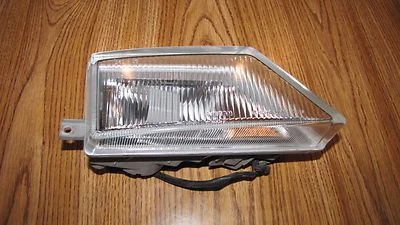 INFINITI I30 FOG LIGHT RH 1996-1999 OEM PASSENGER - Image 1 of 4