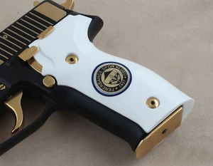 Impugnatura acrilica bianca KSD Brand Sig Sauer P226/SL/Sport I/ II/II SL/II SL PPC - Foto 1 di 3