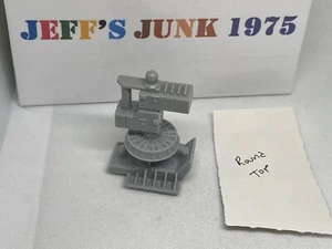 Star Wars Legacy Millennium Falcon ORIGINAL Landing Gear Strut Leg Stamped #2 - Picture 1 of 6