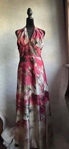 Cranberry und weiß Blumen volle Länge DB Studio Größe 22 - Bild 1 von 8