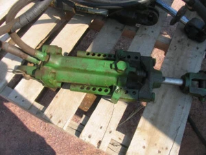 John Deere Tractor Hydraulic Cylinder A3162R - Picture 1 of 3
