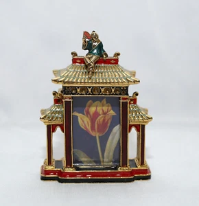 Jay Strongwater "Pagoda" Picture Frame - 3-1/2" x 2-1/2" - Picture 1 of 8