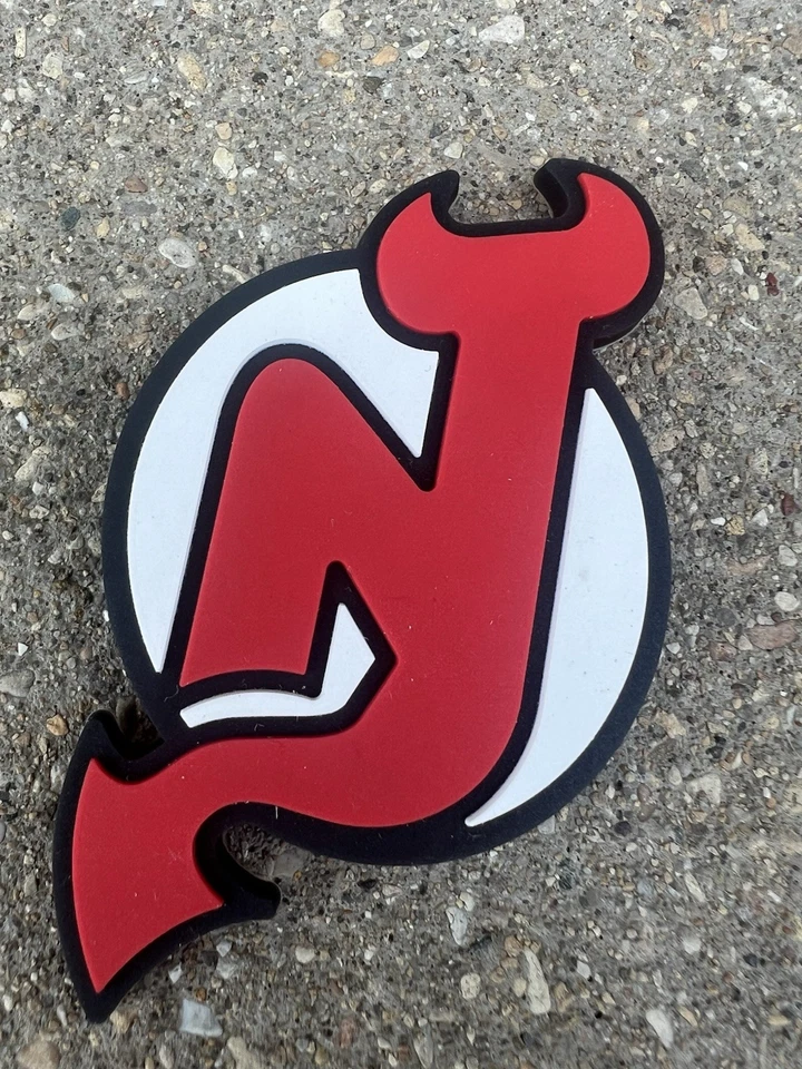 DE COLECCIÓN NHL NEW JERSEY DEVILS TABLA DE CLASIFICACIÓN DE GOMA IMÁN DE NEVERA LOGOTIPO 2025 NUEVO Foto 1 de 4
